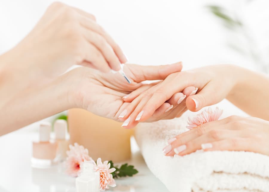  ¡Uñas perfectas! Servicio de pedicura y manicura en Lalín